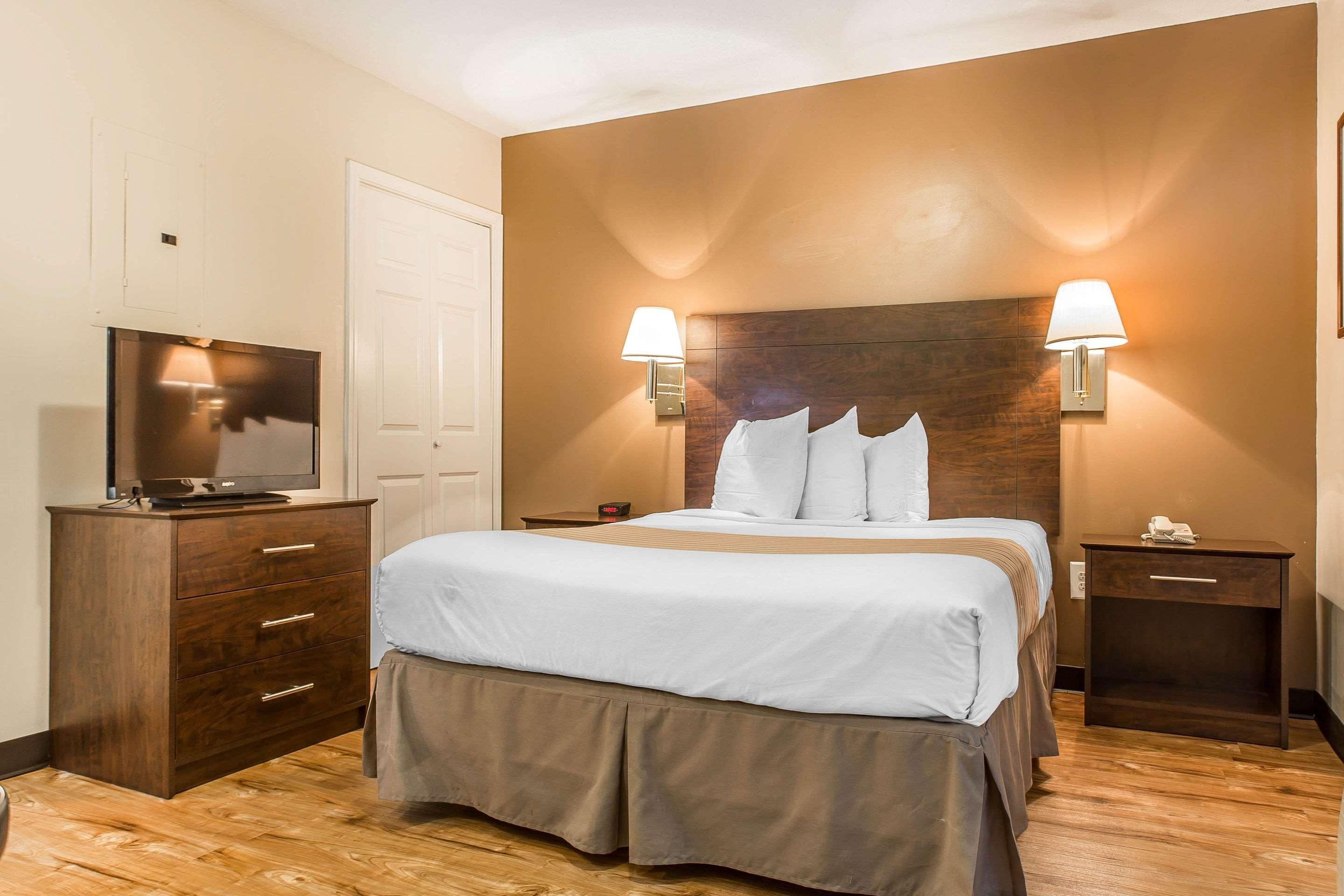Suburban Studios Near University Of North Carolina-Charlotte Extérieur photo