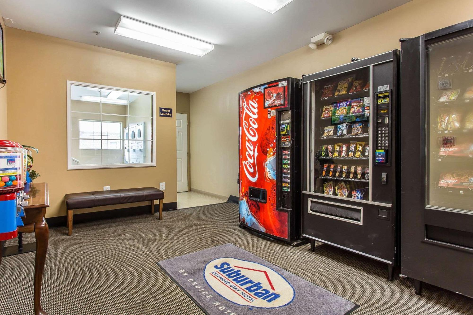 Suburban Studios Near University Of North Carolina-Charlotte Extérieur photo